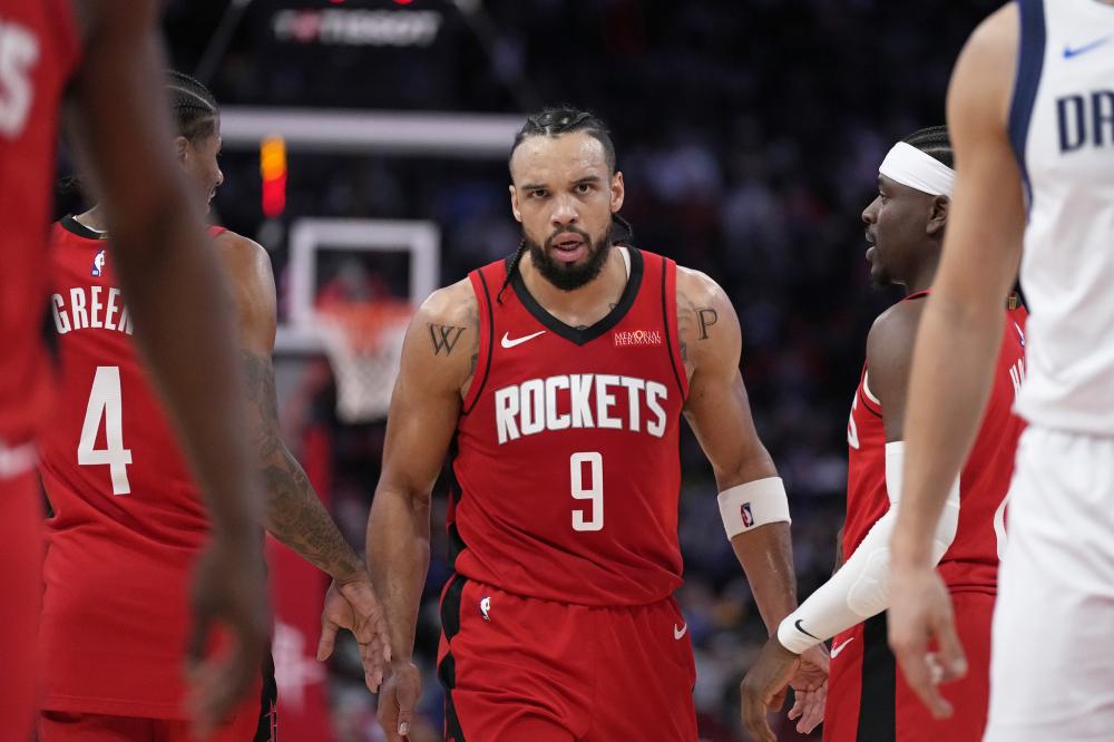 的前锋显得 的前锋显得